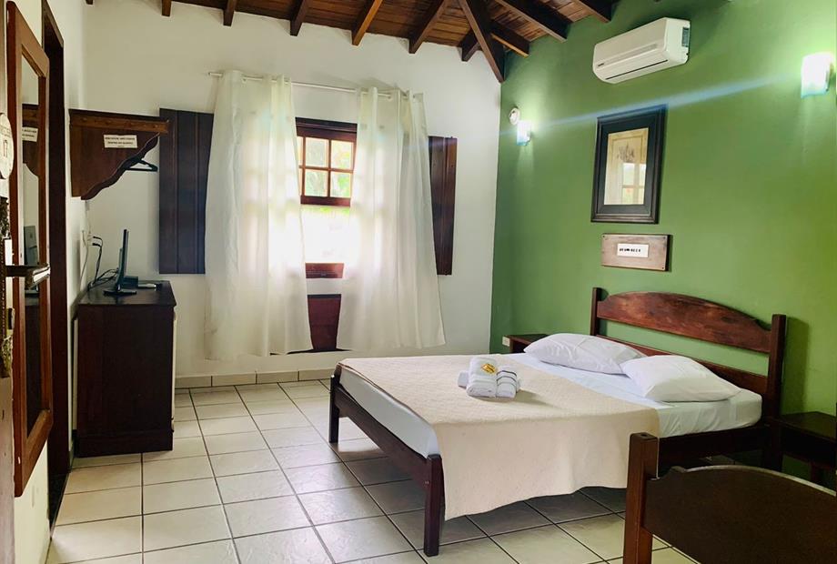 quarto quadruplo luxo.jpeg