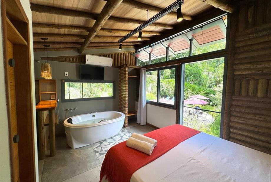 jabuticabeira nova.jpg