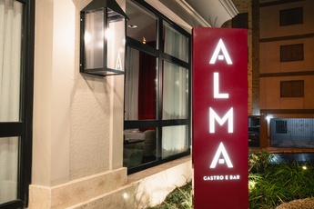 alma.jpg