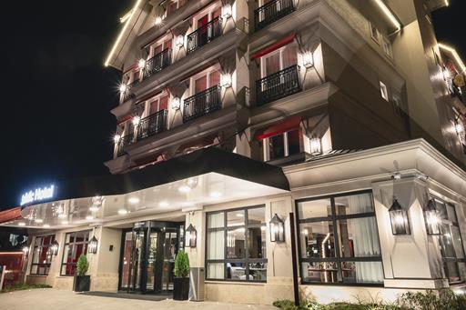 fachada sofistic.jpg