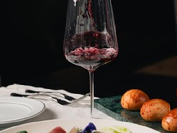 restaurante alma 2.jpg