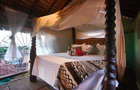 Zumbi dos Palmares - Quarto Deluxe do Hostel Mama Africa 2