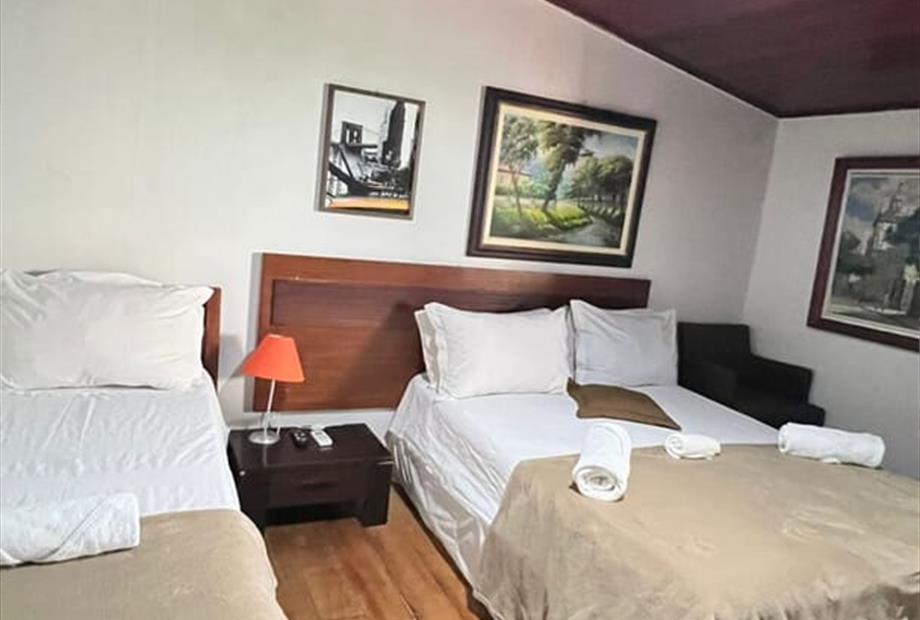 whatsapp image 2025-07-28 at 16.01.47 (15).jpeg