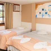 Quarto Triplo com Vista do Mar