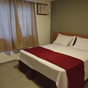 Quarto Econômico Duplo Casal