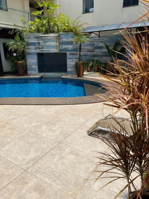 piscina 1.jpg