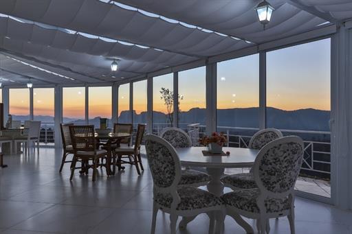 gazebo (960x640).jpg