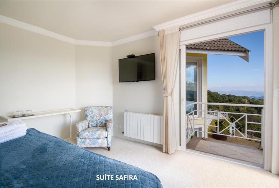 Suíte com Varanda-4.jpg