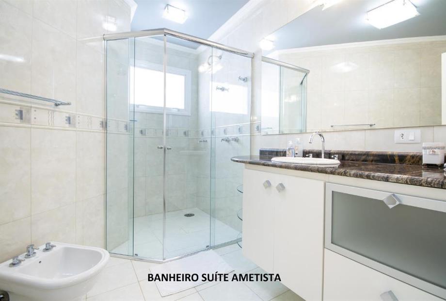 Suíte com Varanda-12.jpg