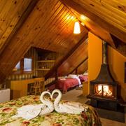 Chalé Deluxe com Banheira e Lareira