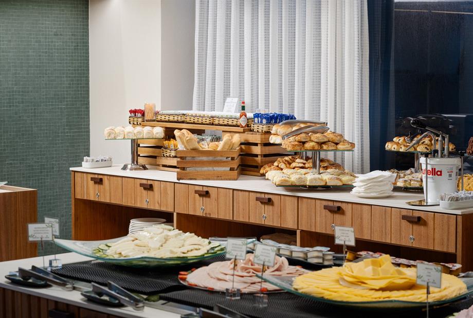 dhani b_4401-hdr-edit.jpg