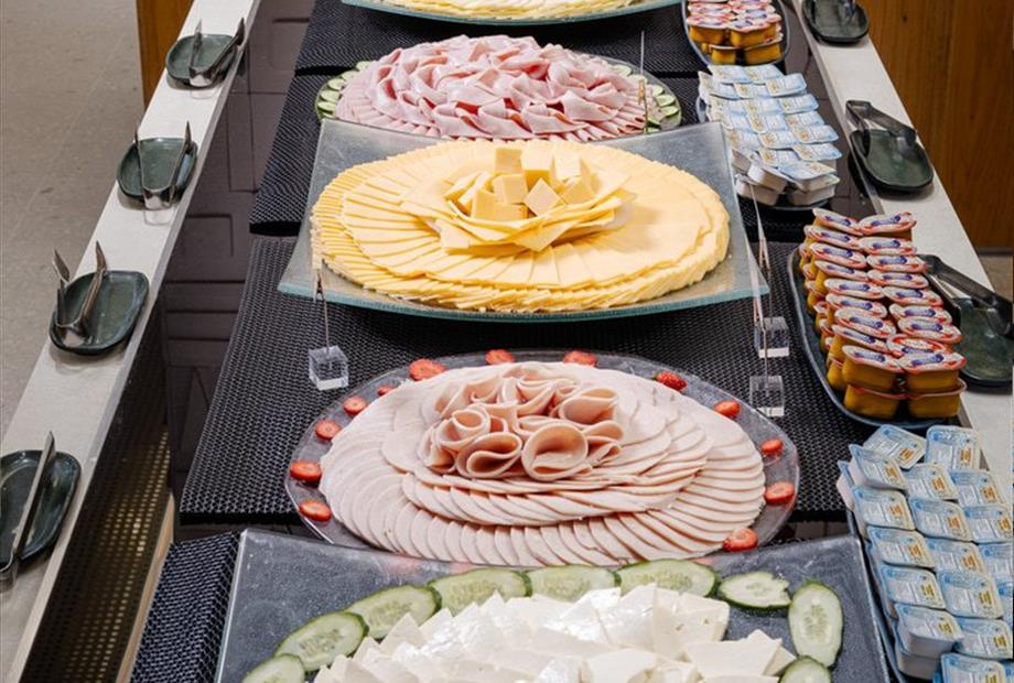 dhani b_4390-hdr-edit.jpg