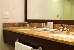 Clássico Frente Mar Cama King