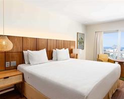 Quarto Vista Lateral Mar