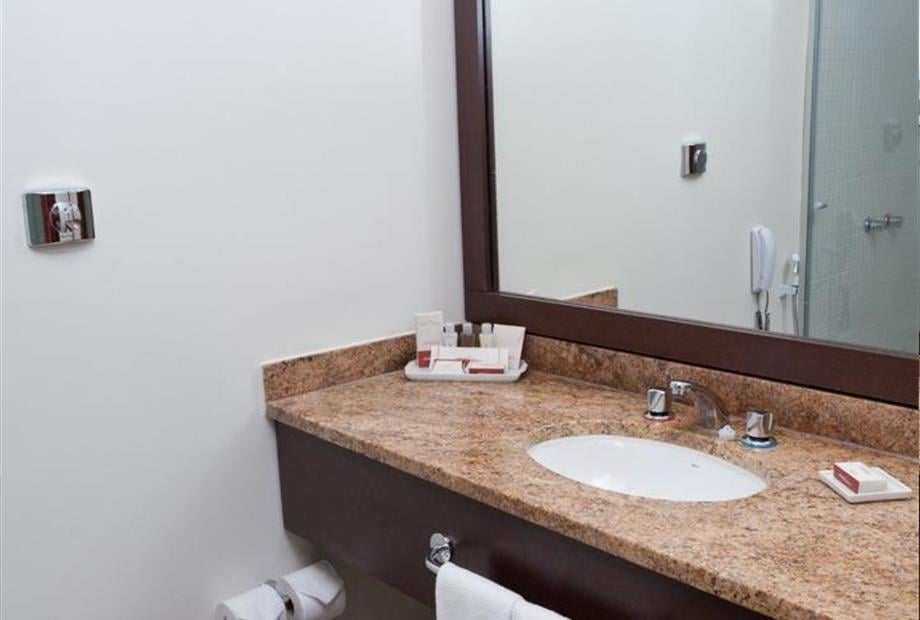 banheiro sprl baixa.jpeg