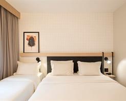 Luxo Triplo - 1 Cama Queen  e 1 Cama Solteiro