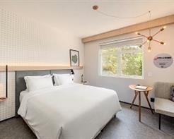 Luxo Casal - 1 Cama Queen