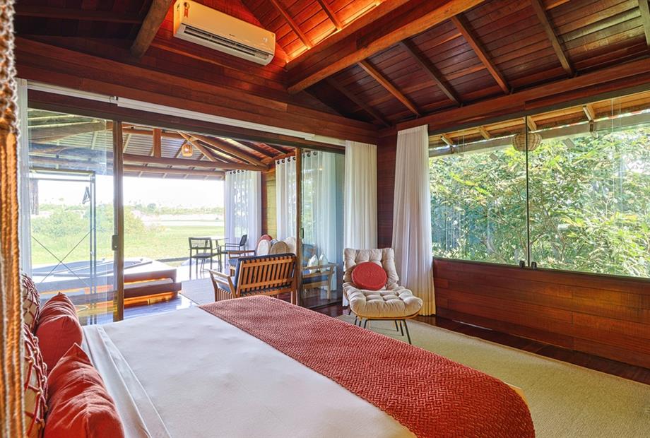 victormuzzi-3101 (1) (1).jpg