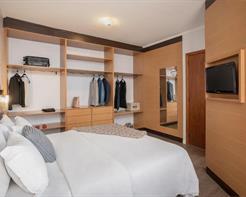 Luxo Casal - 1 Cama Casal