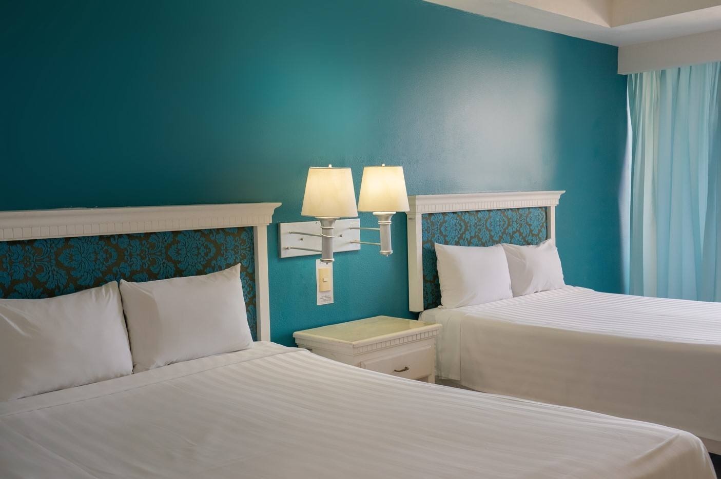Sunset Palace Beach Hotel 4