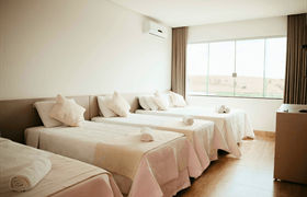 Quarto Família Deluxe com vista do Hotel Chale Capitolio