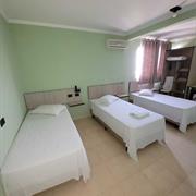 Quarto Triplo Solteiro