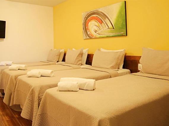 suite quadruplo 4 camas solteiro.jpg