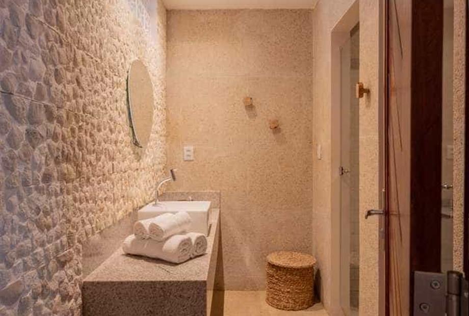 whatsapp image 2024-12-13 at 10.39.35 (2).jpeg