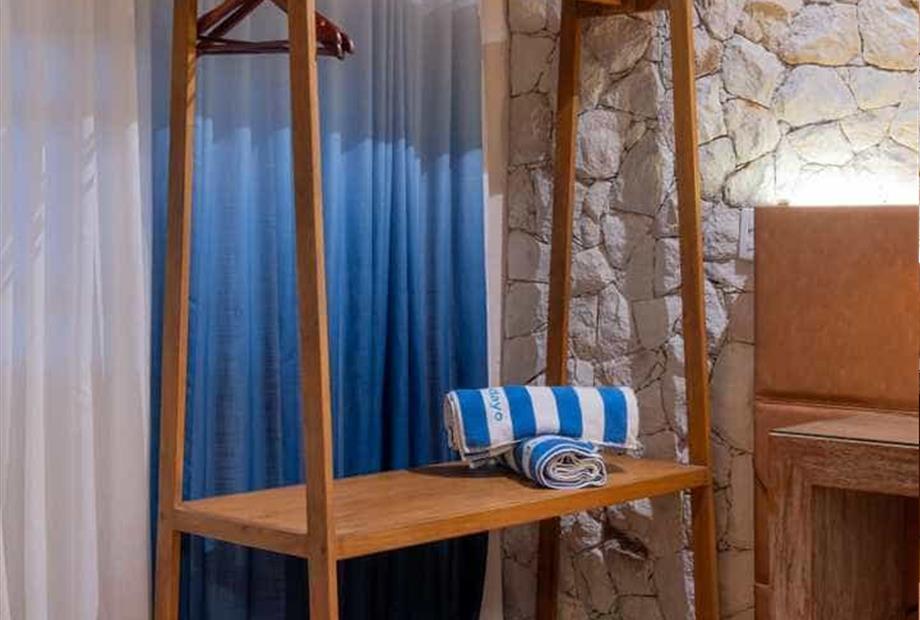 whatsapp image 2024-12-13 at 10.39.36 (1).jpeg