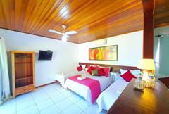 Quarto Quintuplo  Família Standard