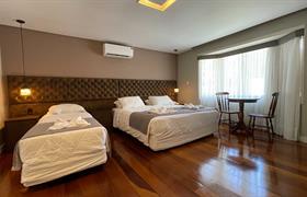 QUARTO TRIPLO DELUXE do Pousada Golden Hills