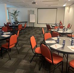 ametista mesas redondas 30 pax (4).jpg