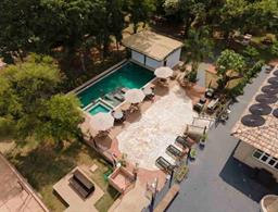 Hotel The Garden Bonito