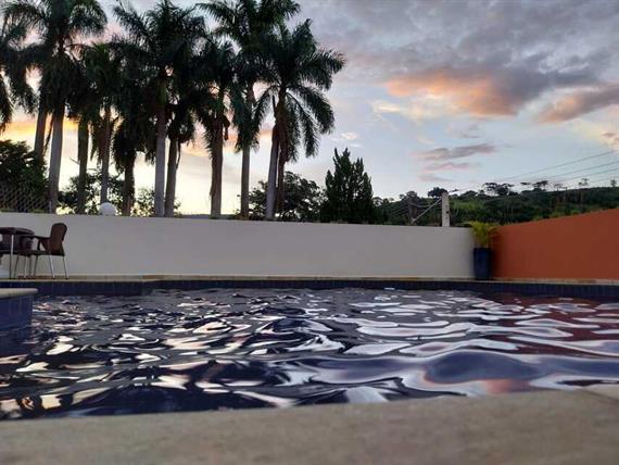 img-20240205-wa0014 (1).jpg