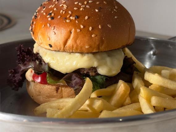 whatsapp image 2025-06-03 at 11.34.02(2).jpeg