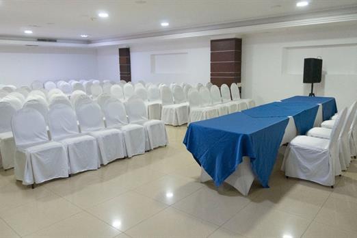 whatsapp image 2024-11-12 at 4.52.33 pm (5).jpeg