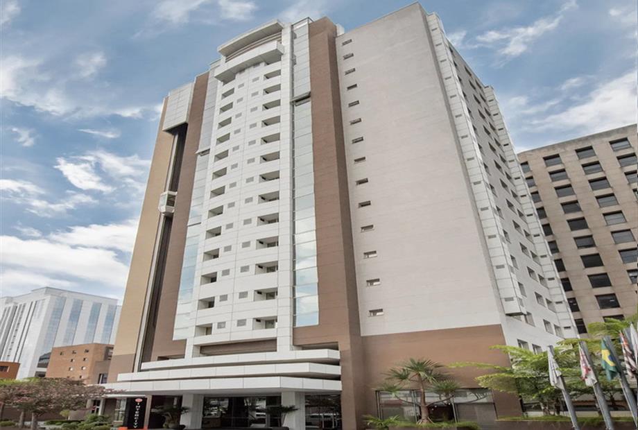 fachada-hotel-intercity-nacoes-unidas (2).jpg