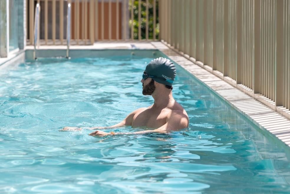 piscina_treino_homem_1mb.jpg