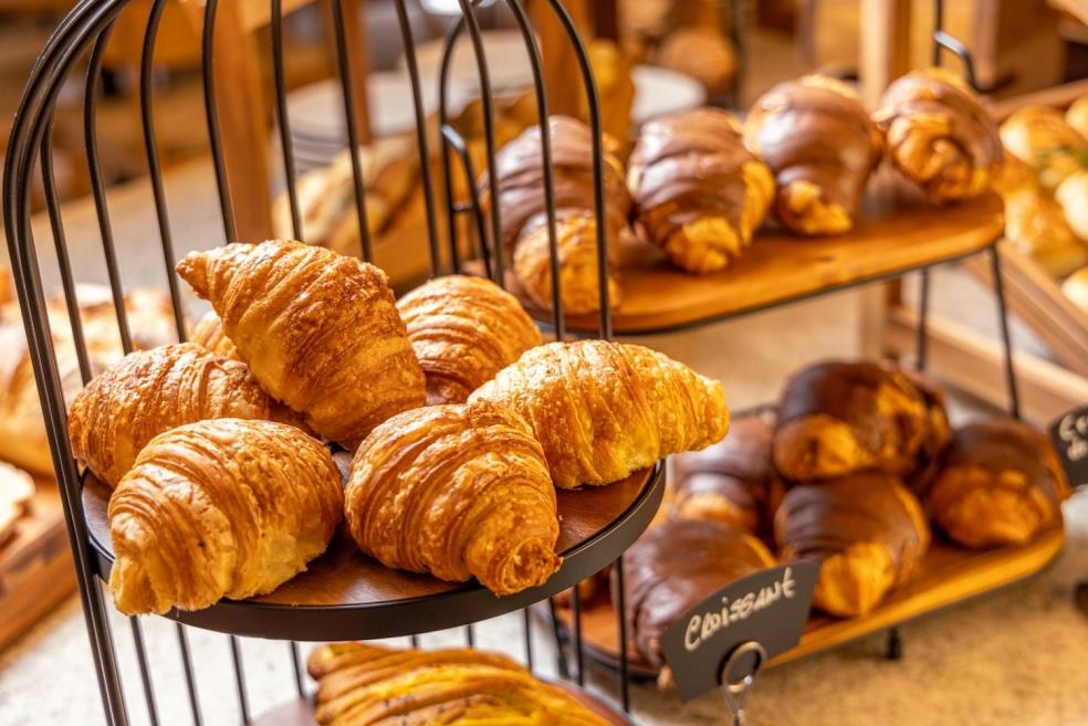 croissants_1mb.jpg