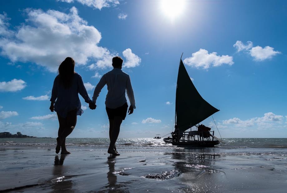 casal_praia_jangada.jpg