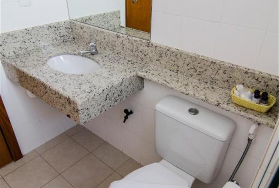 Quarto Deluxe com 2 Camas de Solteiro-2.jpg