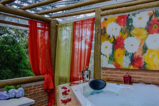 grande-01 (1) (1).jpg