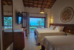 Quarto Triplo Superior com Vista do Mar