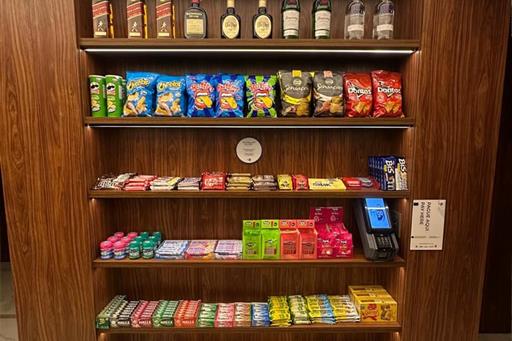 minimercado ângulo central.jpeg