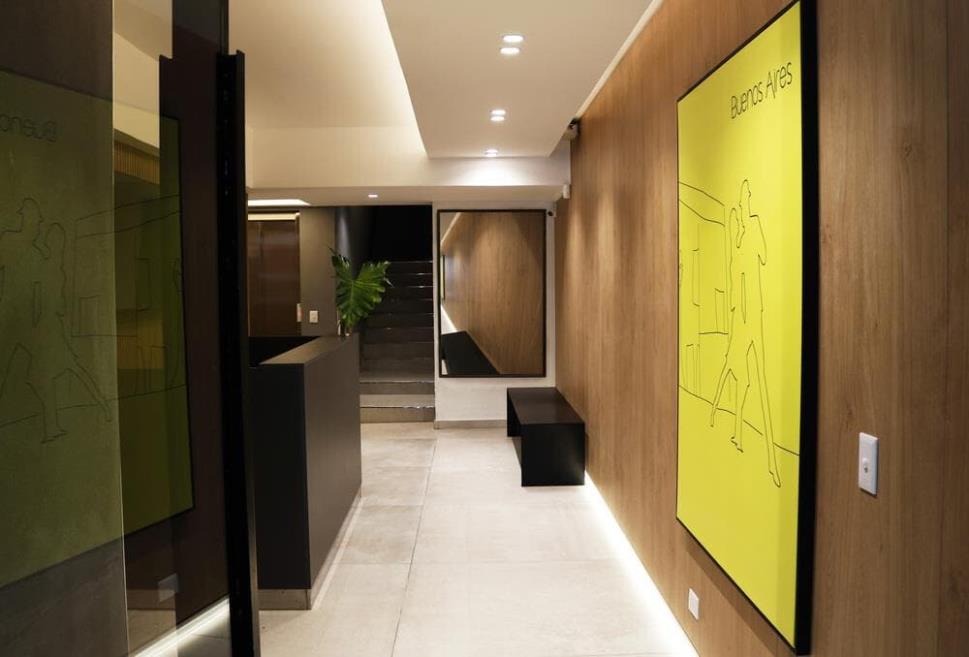 lobby 1.jpg