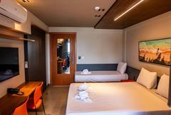 Quarto Triplo PNE - Acessível para Hóspedes com Mobilidade Reduzida