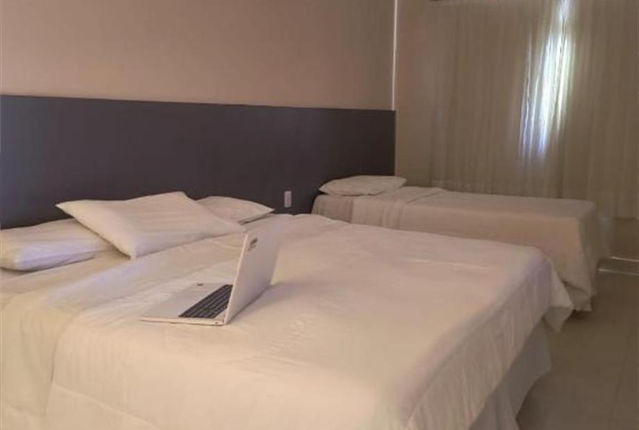 Quarto Triplo com Banheira-1.jpg