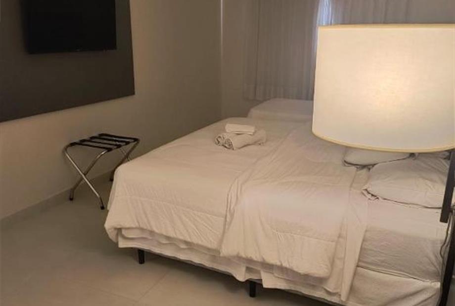 Quarto Triplo com Banheira-4.jpg