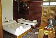 Apartamento Duplo Vista para a Piscina