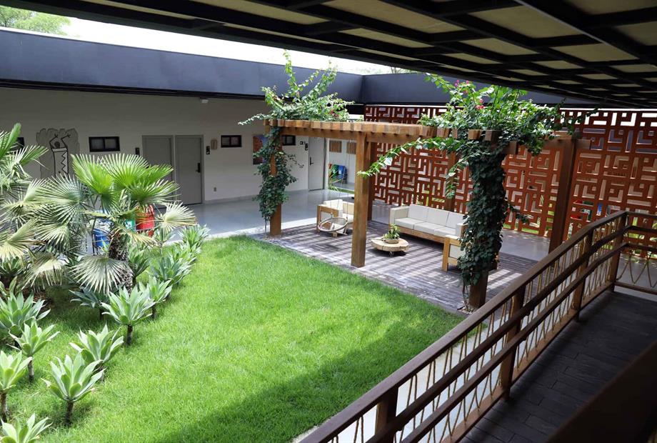 jardim-interno-2.jpg